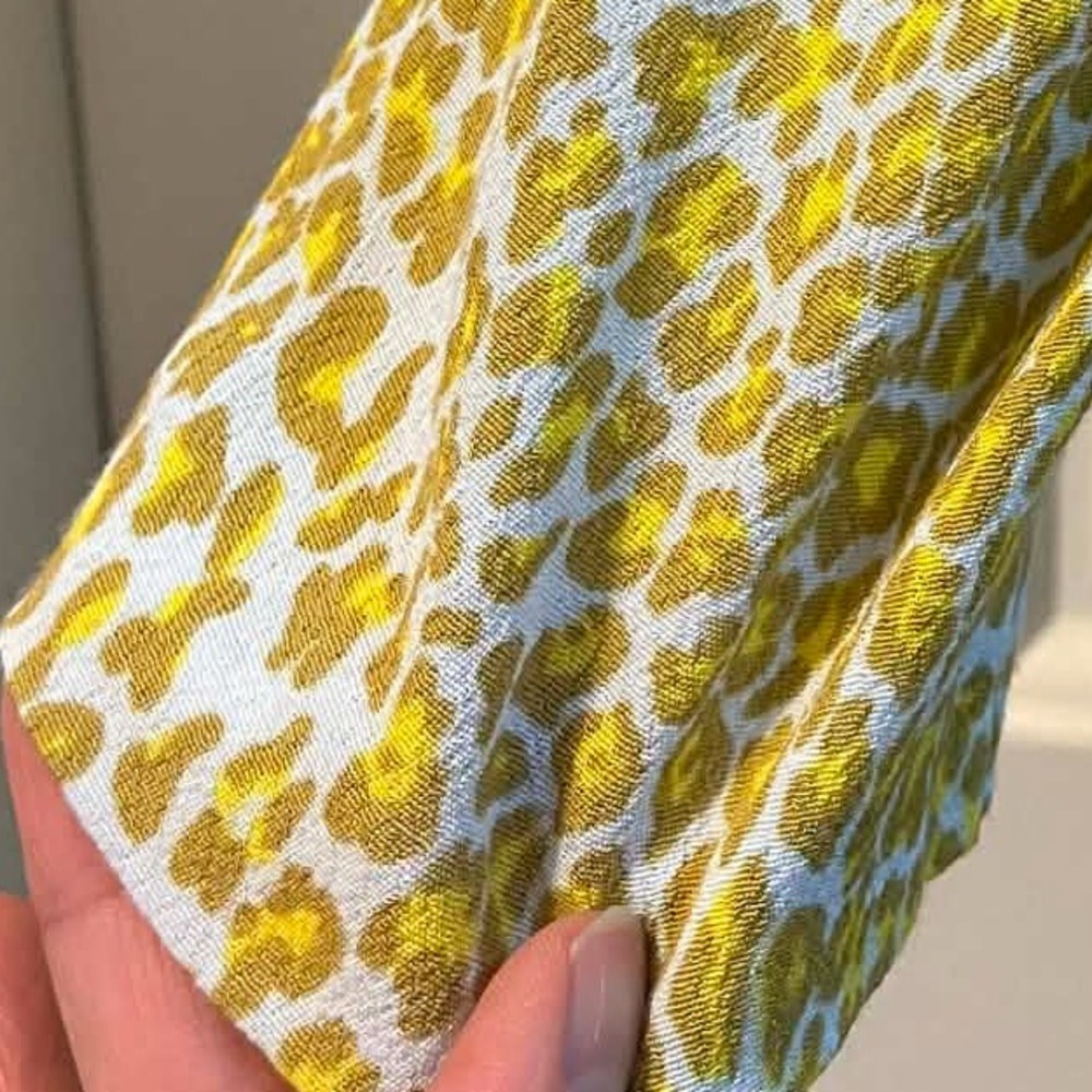 Diane von Furstenberg DVF 100% Viscose Blouse Leopard Print Wrap XS - Picture 4 of 8